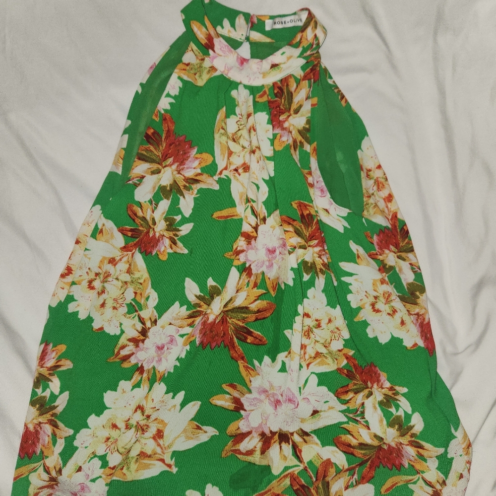 Floral Sleeveless Blouse
